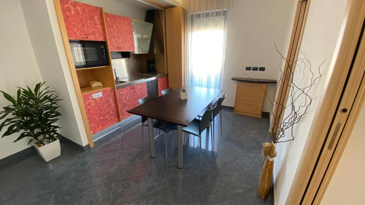 Blu Residence - Hotel Nel Salento Казарано Екстер'єр фото